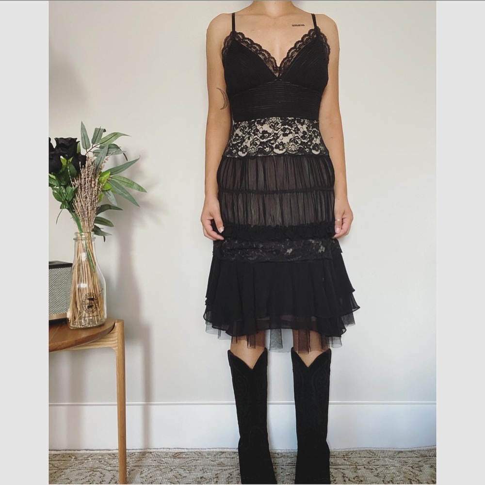 Vtg Basix II Tiered Silk Pleated Lace Midi Dress